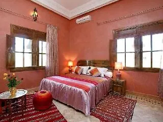Villa Dar Mya Palmiers 마라케시 B&B